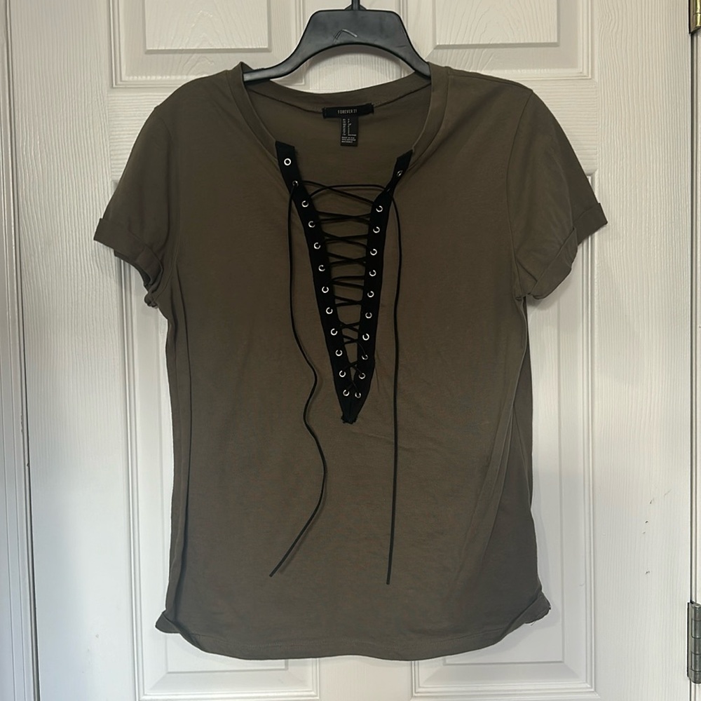 lace up tshirt